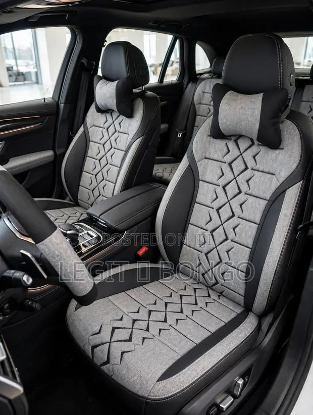 Half Leather Seat Cover for Salon Cars · Photo 1