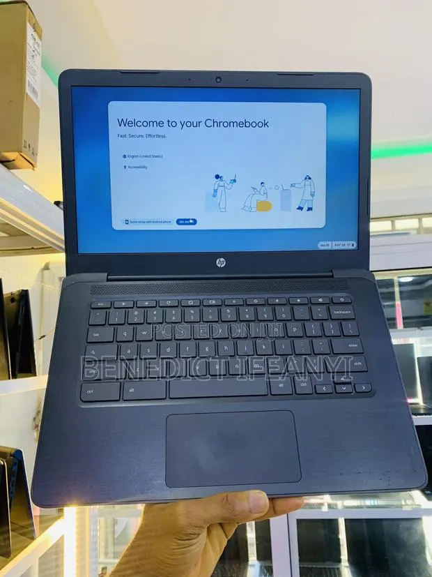 Laptop HP ProBook 11 G2 EE 4GB Intel SSD 128GB · Photo 1