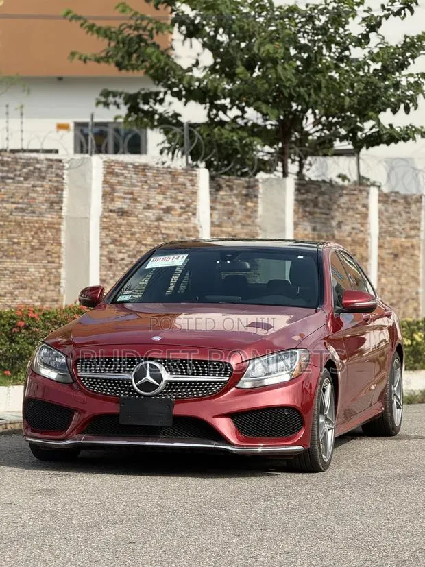Mercedes-Benz C300 Sport 4Matic Sedan AWD (2.0L 4cyl 7A) 2017 Red · Photo 1