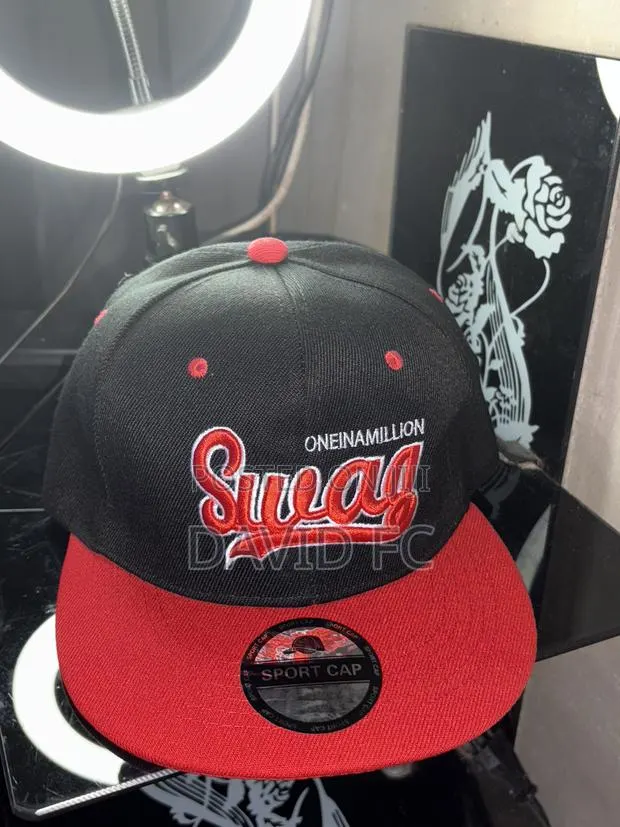Baseball Cap · Photo 1