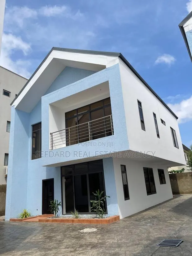 3bdrm Townhouse / Terrace in Sefdard Properties, Abelemkpe for rent · Photo 1