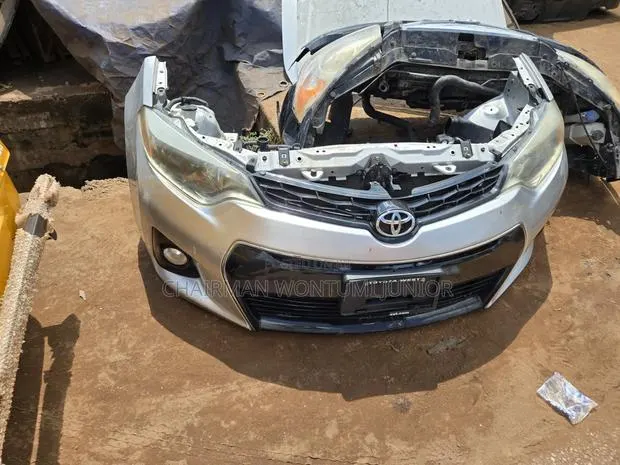 Front Cut 2014 Corolla · Photo 1