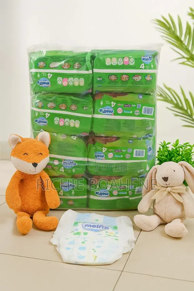 Molfix Size 4. 10 Packs. 90pieces · Photo 1