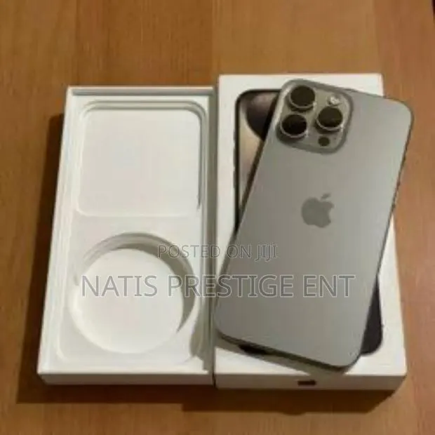 New Apple iPhone 15 Pro Max 512 GB Silver · Photo 1