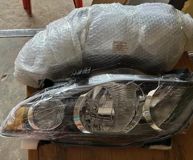 Corolla “2009” Black Headlight Pair · Photo 1