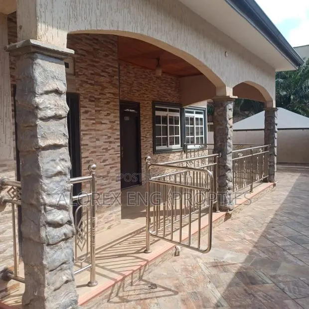 4bdrm House in $250,000, Oyarifa for sale · Photo 1