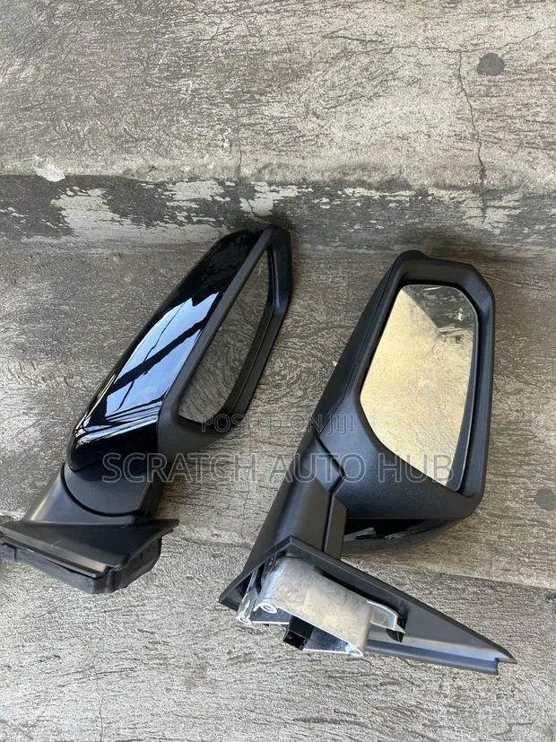 GMC Terrain Mirror Available · Photo 1