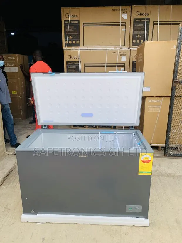 Top Tier Grey Samsung 371l Chest Freezer (Model Ri70f37v1gagh) · Photo 1