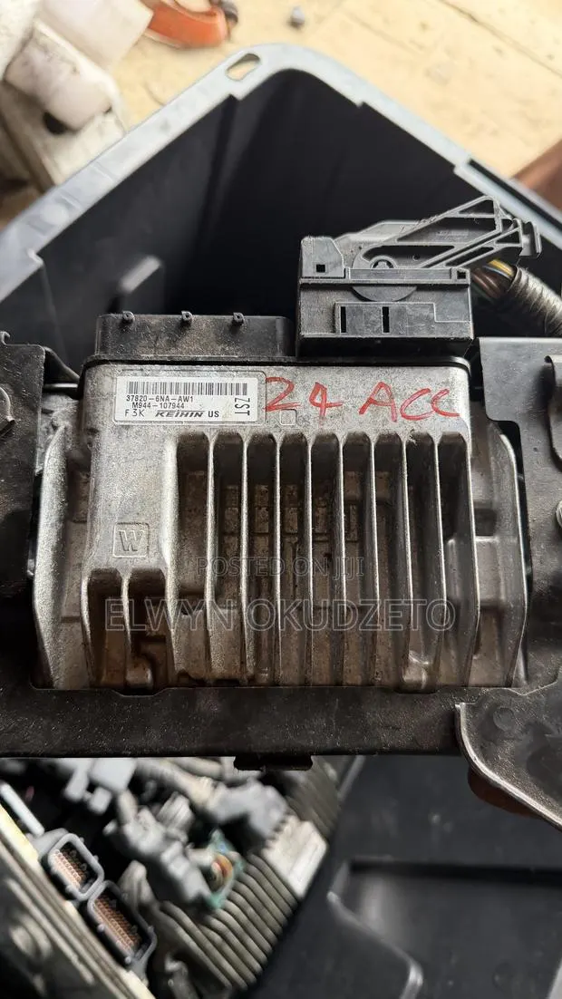 2023-2025 Honda Accord Control Board · Photo 1