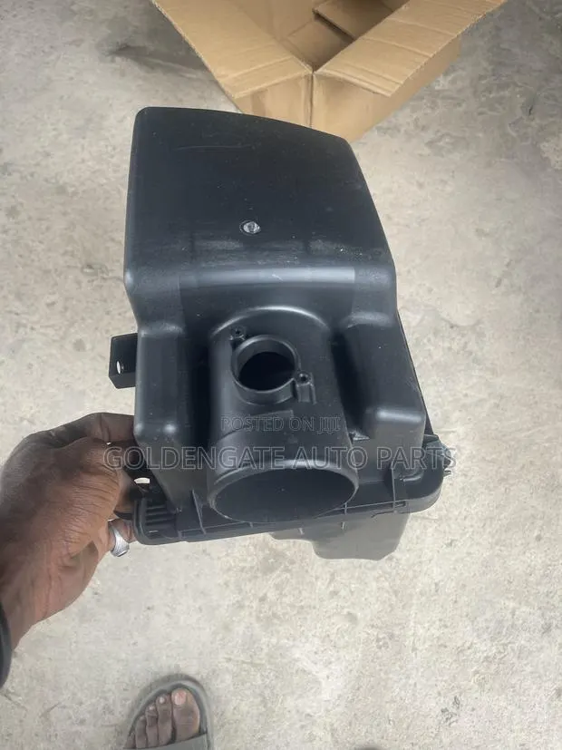 Mazda Cx-5 2017 to 2022 Aircleaner Box · Photo 1