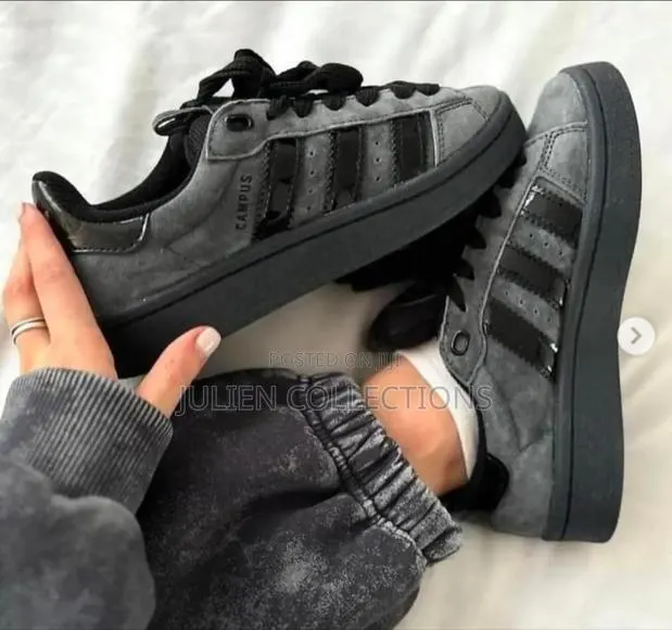 Adidas Campus Deep Grey and Black · Photo 1