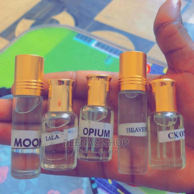 Perfume Oils · Photo 3
