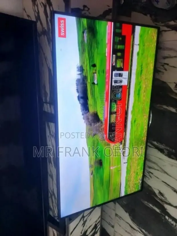 Samsung Smart 32inch Very Neat · Photo 1