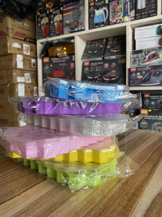 Silicone Ice Cube Tray,6 Colors · Photo 1