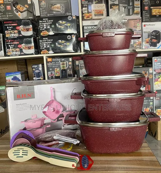 B.H.N 21pcs Cookware Set With a Transparent Lid · Photo 1