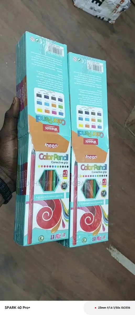 Color Pencil 240 Packs · Photo 1