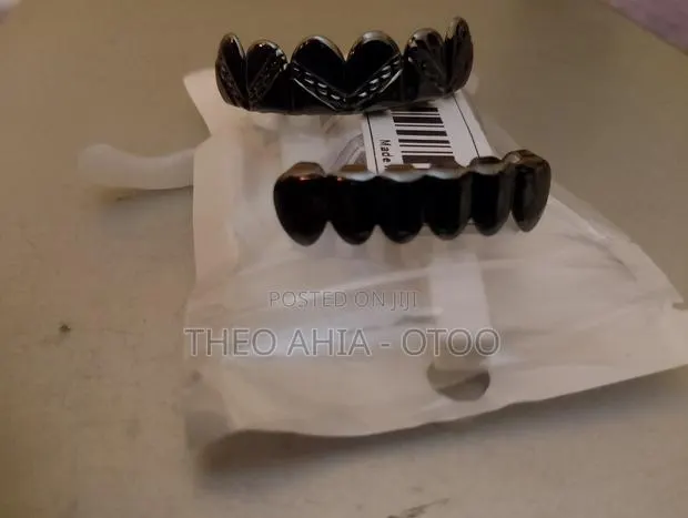 Black Teeth Grillz · Photo 1