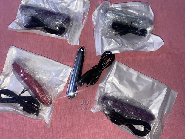 Rechargeable Mini Bullet Vibrator · Photo 3