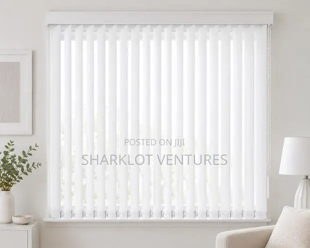 8Feets All White Windows Blinds · Photo 1