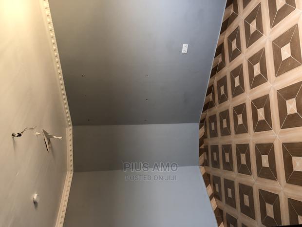 1bdrm Apartment in Bush Road, Teshie for rent · Photo 3