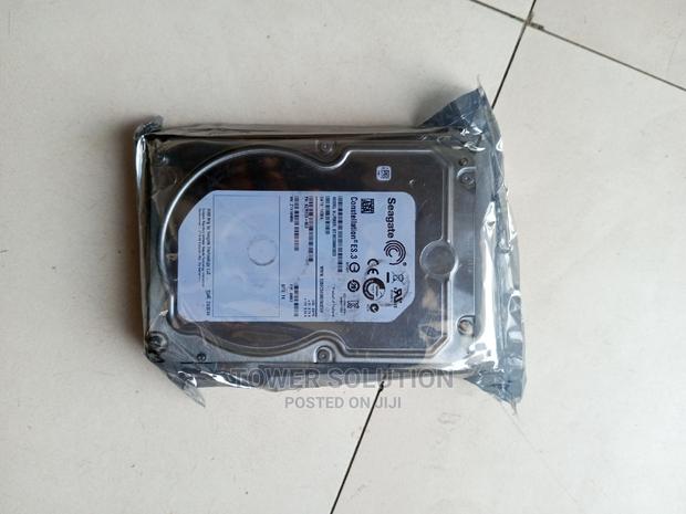 Surveillance Hard Drive 3TB · Photo 1