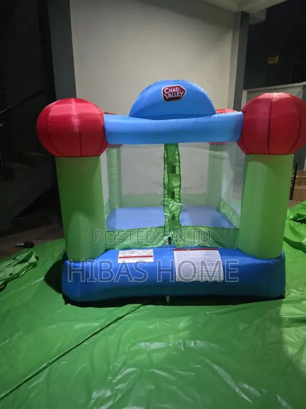 6ft Chad Valley Bouncy Castle With Blower · Photo 1