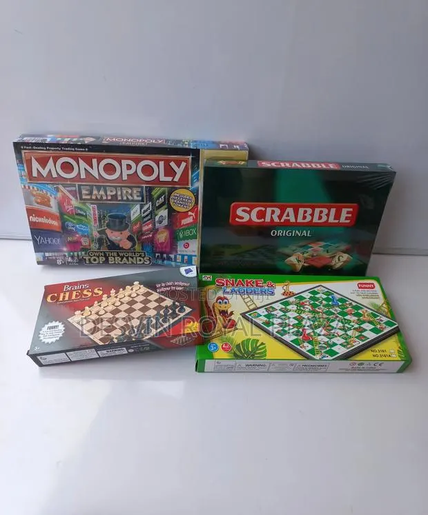 Monopoly Empire + Snake and Ladders + Chess + Scrabble · Photo 1