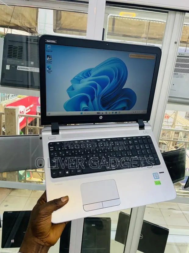 Laptop HP ProBook 640 G4 8GB Intel Core i5 SSD 256GB · Photo 1