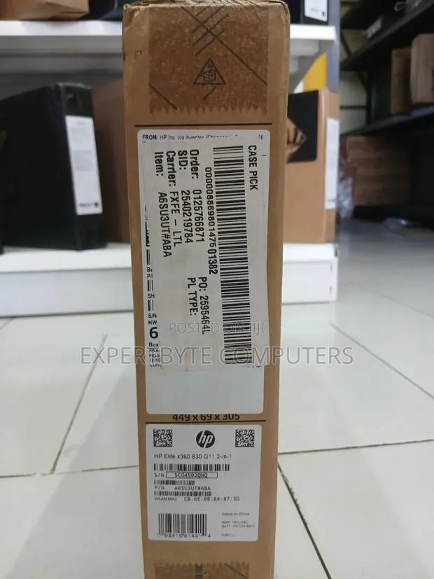 New Laptop HP Elitebook 830 G11 16GB Intel Core Ultra 7 SSD 512GB · Photo 1