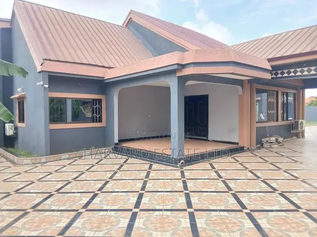 5bdrm House in Santasi, Kumasi Metropolitan for rent · Photo 1