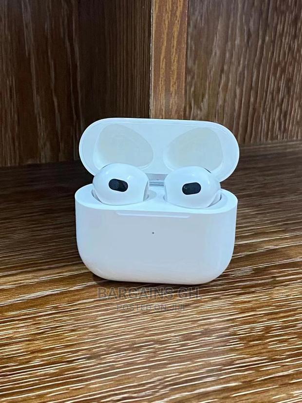 Airpods 3 Wireless Earbuds · Photo 5