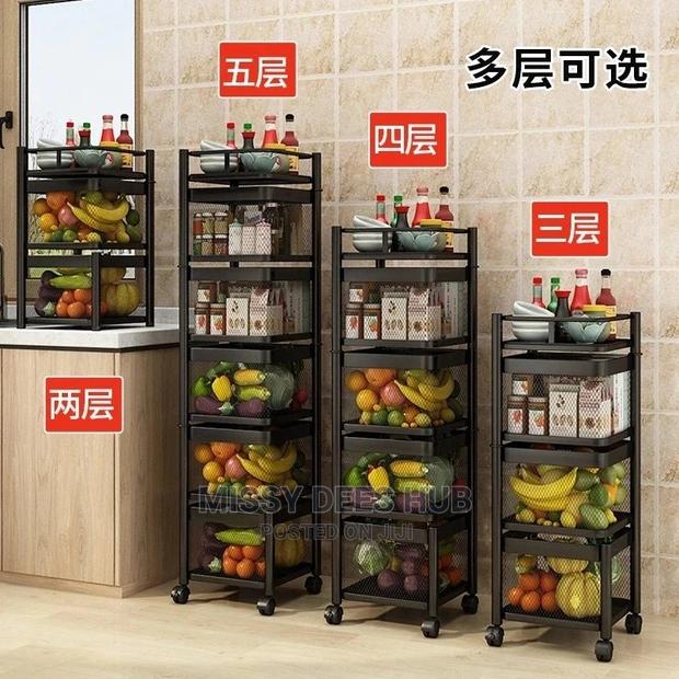 Trolley With Rotating Shelves · Photo 5
