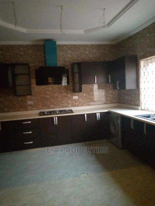 4bdrm House in E a Properties, Asore Junction for Sale · Photo 8