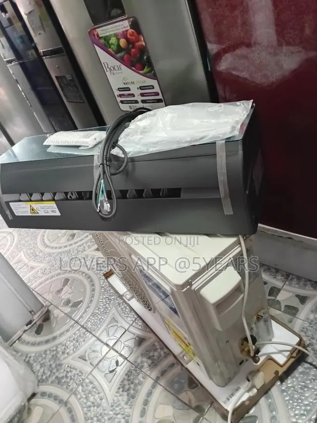 Nasco 1.5hp Mirror Trim Ac Unit. Split Air Conditioner. · Photo 1