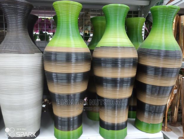 Flower Pots for Sale · Photo 1