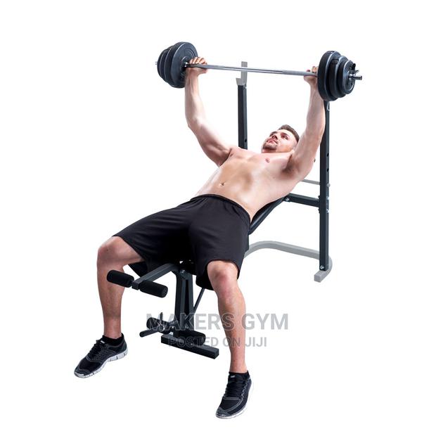 Weights Bench With Built Rack · Photo 1