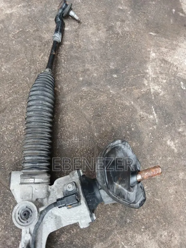 Ford Escape 2013 to 2017 Steering Rack · Photo 1
