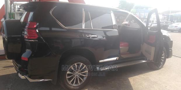 Car Rental Prado for Weddings and Travel Services in Ghana · Photo 1