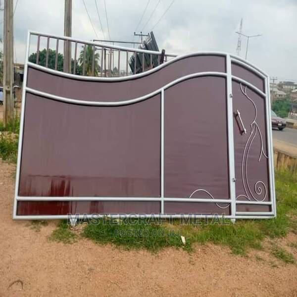 High Quality Metal Gate · Photo 1