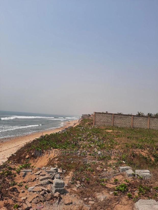 Beach Front Land at Prampram · Photo 1