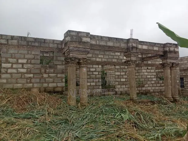 5bdrm House in Alex Otuo Properties, Atwima Nwabiagya for sale · Photo 1