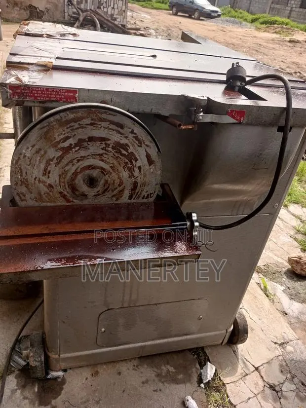 4 in 1 Table Saw / Jointer/ Router and Sander · Photo 1