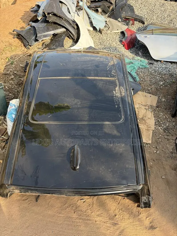 Acura RDX 2022,2023,2024,2025,2026 Panoramic Roof/ Top Cut Available · Photo 1