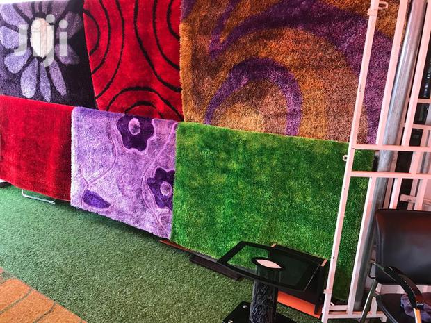 Nice Quality Center Carpet Available in Different Types · Photo 1