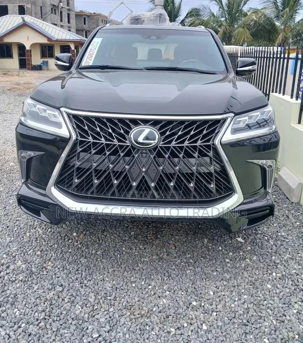 Lexus LX 570 (5 seats) AWD 2018 Black · Photo 1
