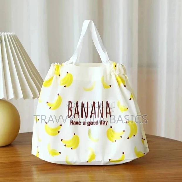 Cherry Design Drawstring Bags · Photo 3