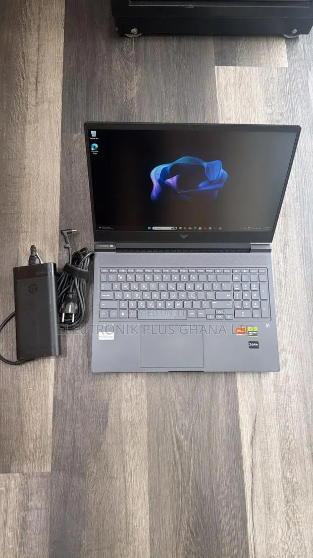 Laptop HP Victus 16 16GB AMD Ryzen 7 SSD 512GB · Photo 1