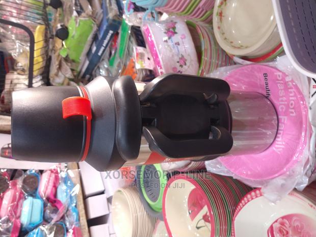 3L Hot and Cold Vacuum Flask · Photo 3