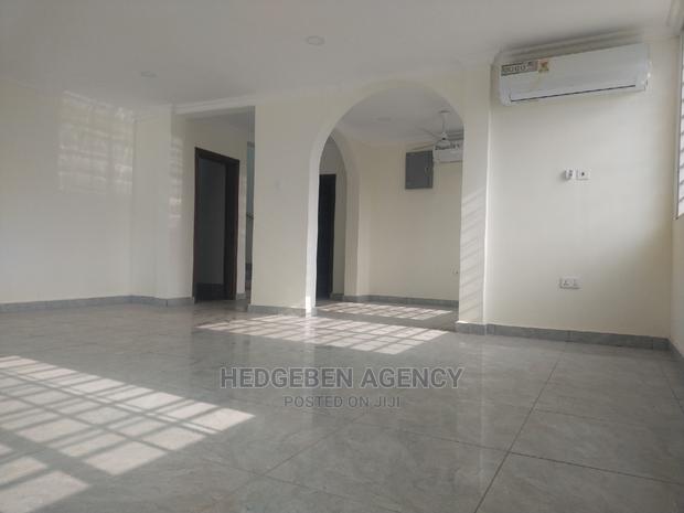 3bdrm Duplex in Adenta for rent · Photo 3
