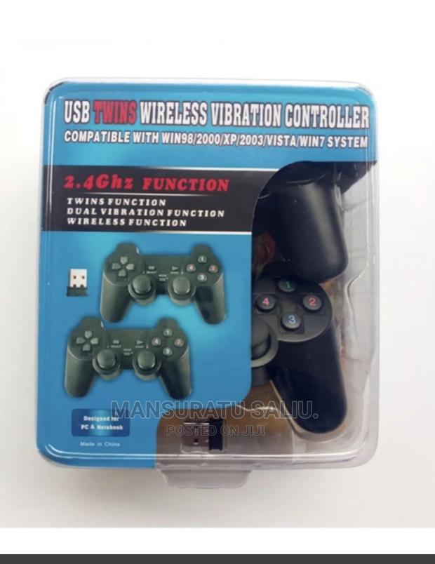Twins Wireless Game Controller · Photo 2